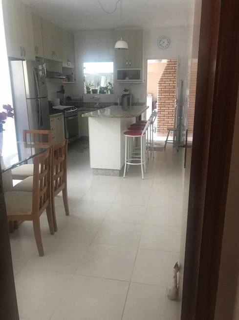 Sobrado, 3 quartos, 210 m² - Foto 4