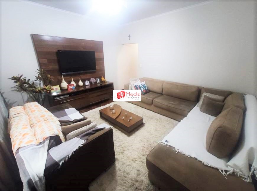 Sobrado à venda com 3 quartos, 190m² - Foto 2