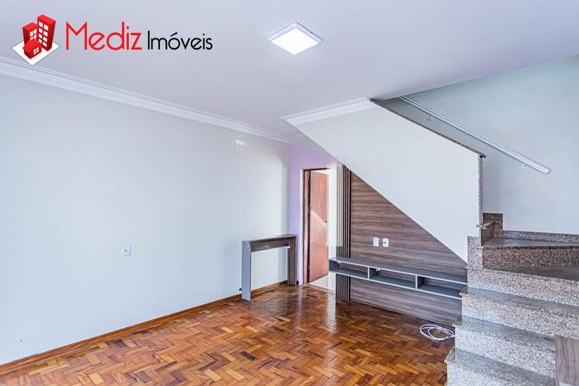 Sobrado, 2 quartos, 180 m² - Foto 1