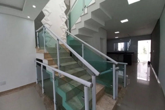Sobrado à venda com 3 quartos, 140m² - Foto 3