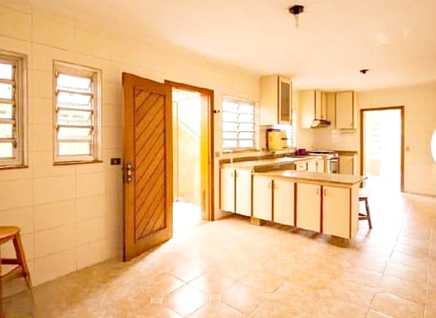 Sobrado à venda com 4 quartos, 210m² - Foto 6