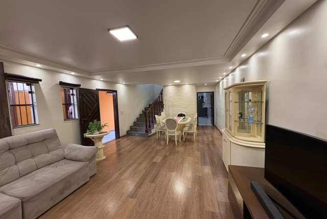 Sobrado, 3 quartos, 121 m² - Foto 2