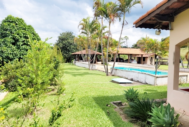 Chácara à venda com 3 quartos, 12000m² - Foto 15