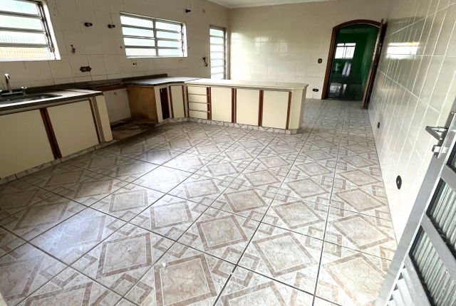 Sobrado à venda com 5 quartos, 370m² - Foto 6