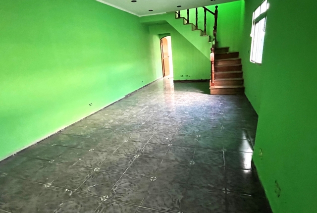 Sobrado à venda com 5 quartos, 370m² - Foto 2