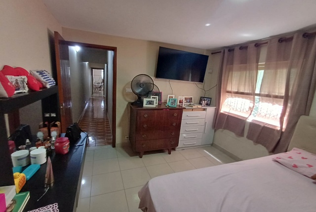Casa à venda com 3 quartos, 90m² - Foto 17