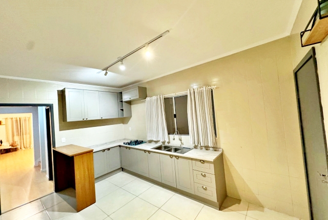 Sobrado, 3 quartos, 196 m² - Foto 4