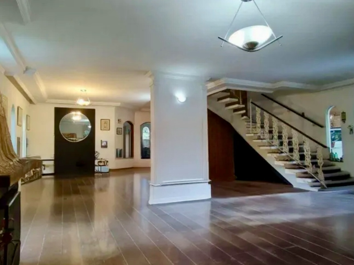 Sobrado, 3 quartos, 420 m² - Foto 1