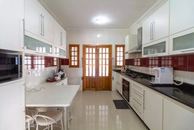 Sobrado, 3 quartos, 360 m² - Foto 9