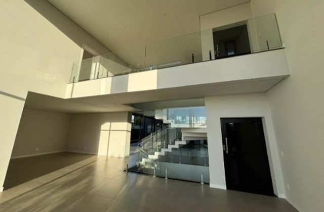 Sobrado à venda com 4 quartos, 450m² - Foto 3