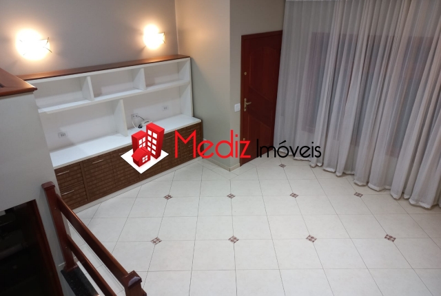 Casa, 3 quartos, 179 m² - Foto 1