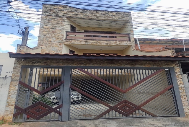 Sobrado, 3 quartos, 182 m² - Foto 1