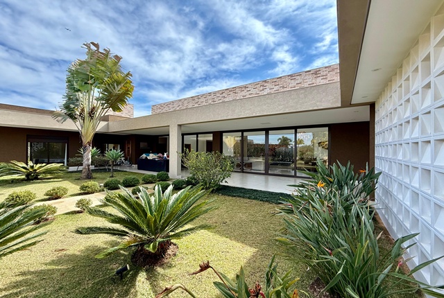 Casa, 4 quartos, 2347 m² - Foto 14