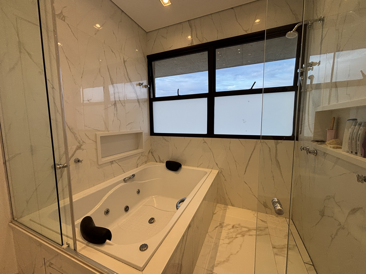 Sobrado, 4 quartos, 360 m² - Foto 25