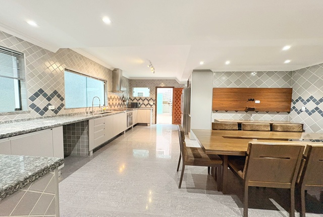 Sobrado, 3 quartos, 298 m² - Foto 7