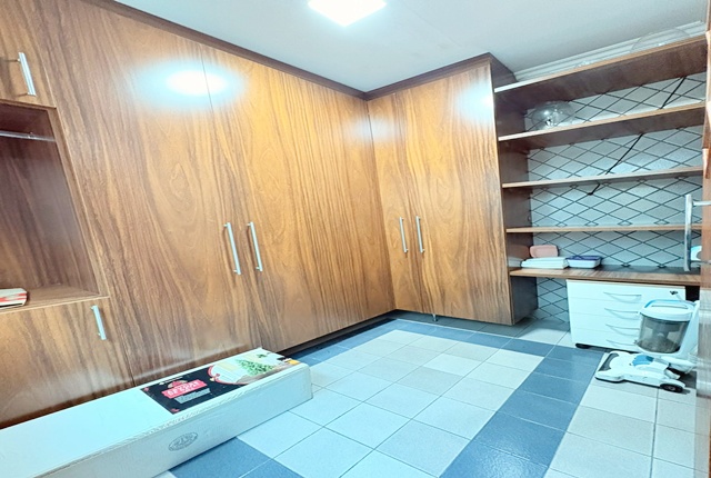 Sobrado, 3 quartos, 298 m² - Foto 13