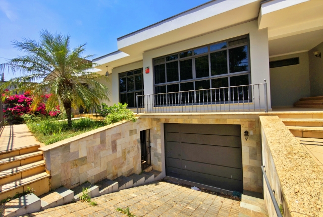 Casa, 3 quartos, 347 m² - Foto 51