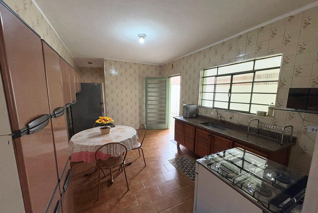 Casa, 2 quartos, 173 m² - Foto 4