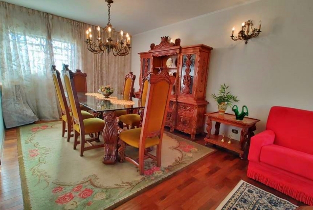 Casa, 3 quartos, 242 m² - Foto 8