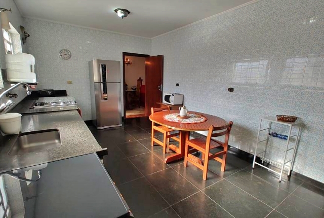 Casa, 3 quartos, 242 m² - Foto 13