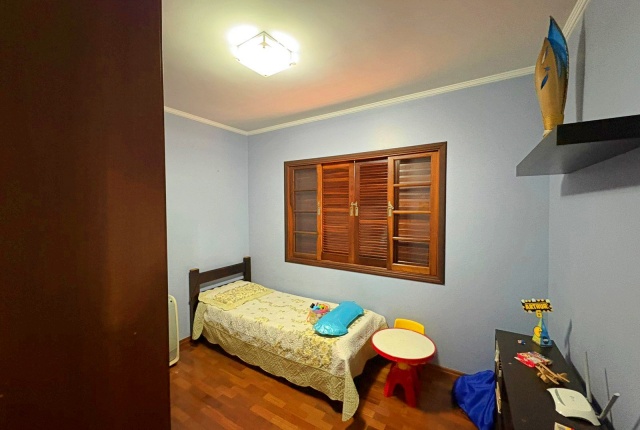 Casa, 4 quartos, 350 m² - Foto 13