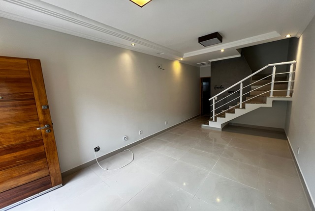 Sobrado, 2 quartos, 81 m² - Foto 1