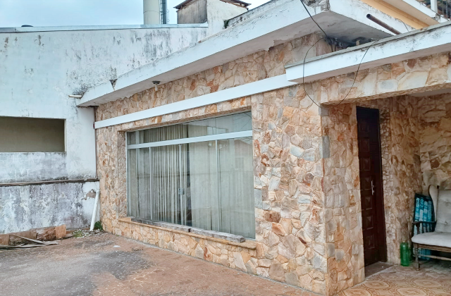 Casa, 5 quartos, 185 m² - Foto 1