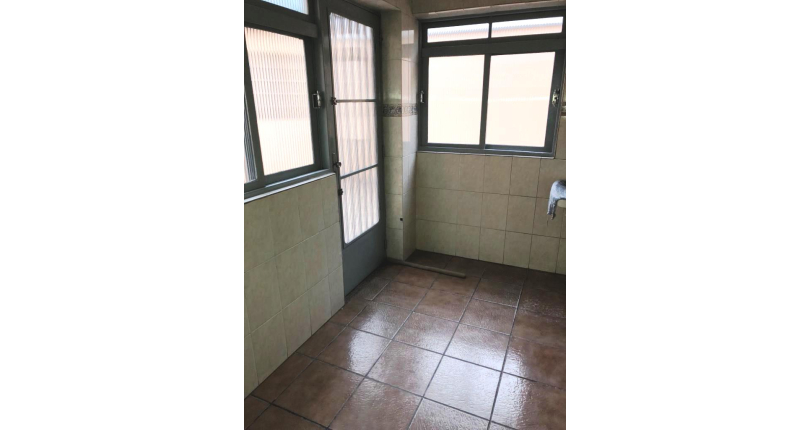 Sobrado à venda Rua Joaquim Oliveira Freitas, Vila Mangalot - Imóveis à Venda