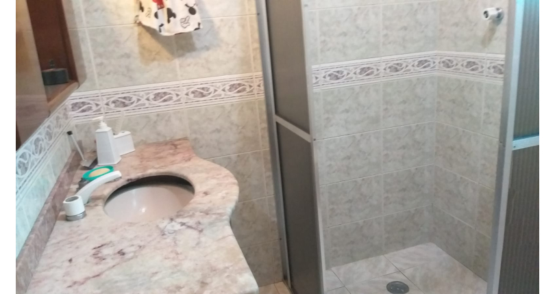 Sobrado à venda Rua Nicanor Nascimento, Vila Zat - Imóveis à Venda