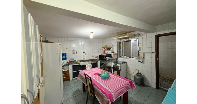 Sobrado à venda Rua Adolfo de Souza Carneiro, Parque Maria Domitila - Imóveis à Venda