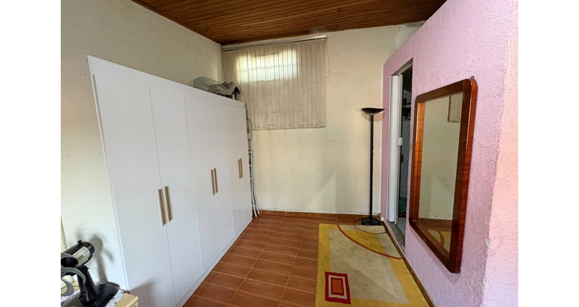 Sobrado à venda Rua Adolfo de Souza Carneiro, Parque Maria Domitila - Imóveis à Venda