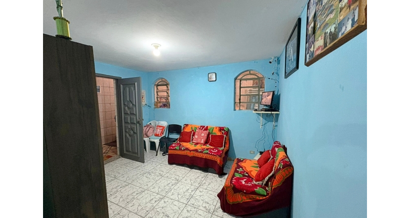 Sobrado à venda Rua Adolfo de Souza Carneiro, Parque Maria Domitila - Imóveis à Venda