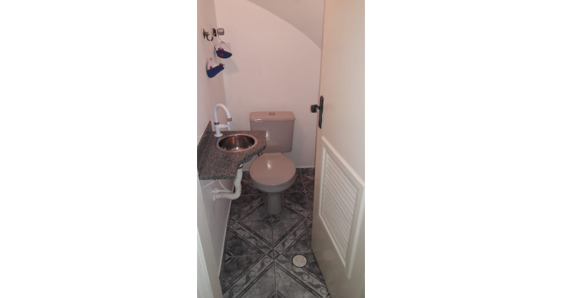 Sobrado à venda Rua João Veloso de Oliveira, Parque São Domingos - Imóveis à Venda