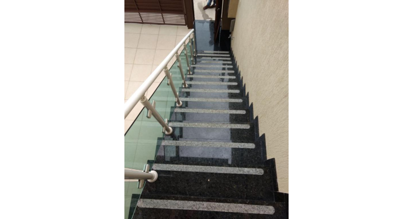 Sobrado à venda Rua José Benedito Mari, 71, Vila Palmeiras - Imóveis à Venda