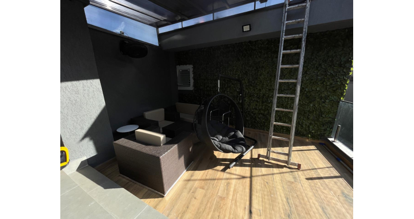 Sobrado à venda Rua Eusébio da Silva, Parque Maria Domitila - Imóveis à Venda