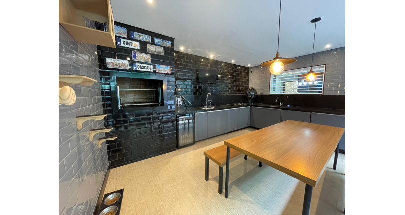 Sobrado à venda Rua Eusébio da Silva, Parque Maria Domitila - Imóveis à Venda