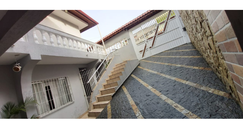 Casa à venda Rua Antônio Cubas, Vila Santa Edwiges - Imóveis à Venda