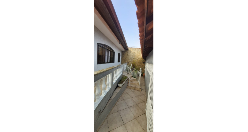 Casa à venda Rua Antônio Cubas, Vila Santa Edwiges - Imóveis à Venda