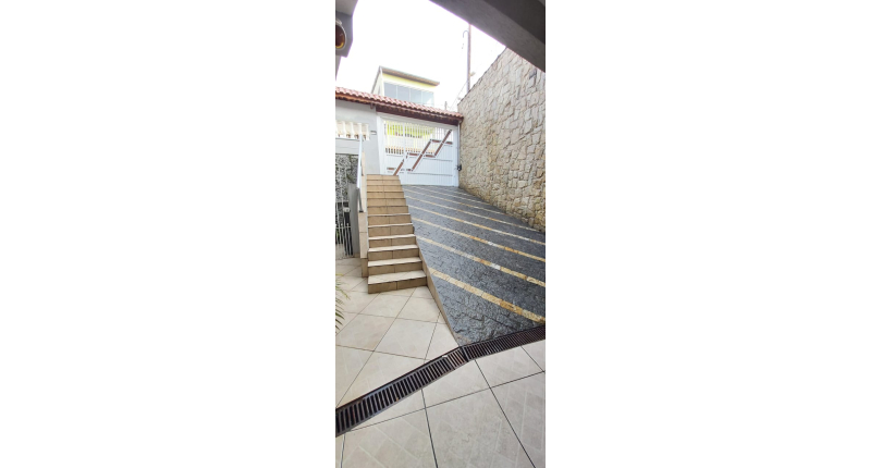 Casa à venda Rua Antônio Cubas, Vila Santa Edwiges - Imóveis à Venda