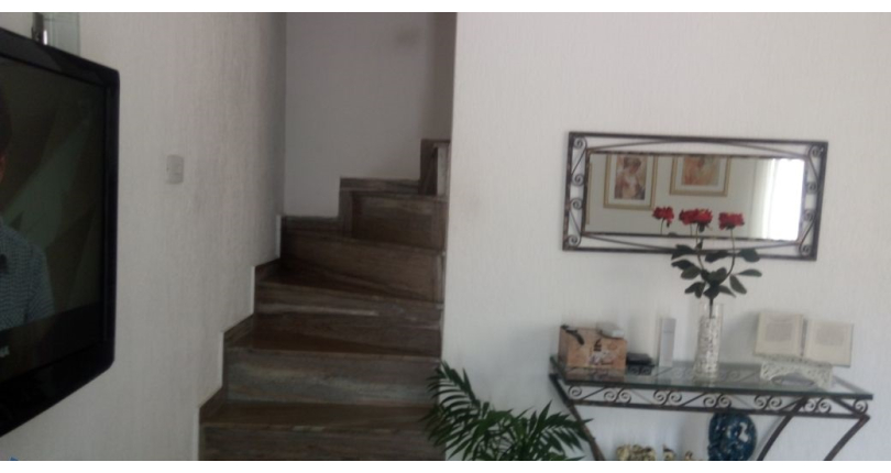 Sobrado à venda Rua Frederico Lecor, Jardim Mutinga - Imóveis à Venda