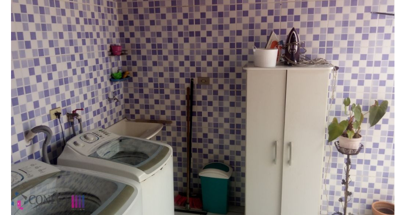 Sobrado à venda Rua Frederico Lecor, Jardim Mutinga - Imóveis à Venda