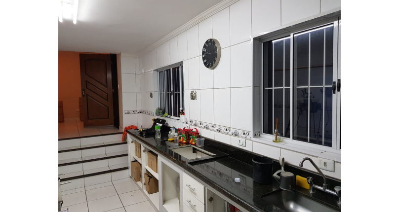 Sobrado à venda Rua Arthur Friedenreich, Ayrosa - Imóveis à Venda