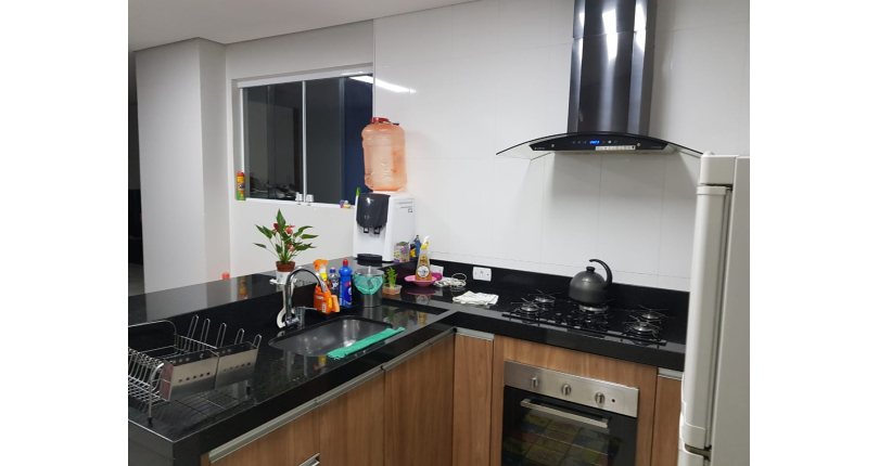 Sobrado à venda Rua Arthur Friedenreich, Ayrosa - Imóveis à Venda