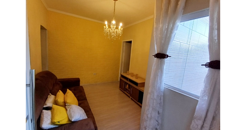 Casa à venda Rua Doutor Valentim de Queirós, Jardim Regina - Imóveis à Venda