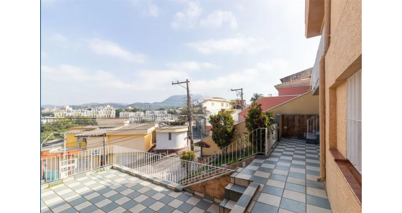 Casa à venda Rua Jacob Bunel, Jardim Santa Mônica - Imóveis à Venda