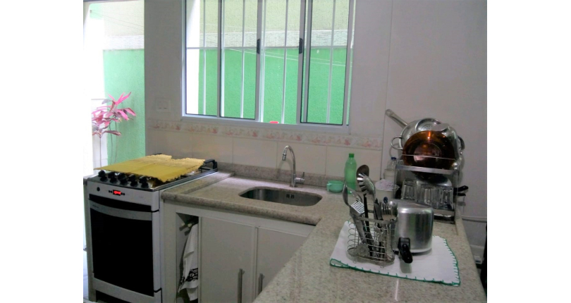 Sobrado à venda Rua Igaporã, Conjunto Residencial Jardim Canaã - Imóveis à Venda