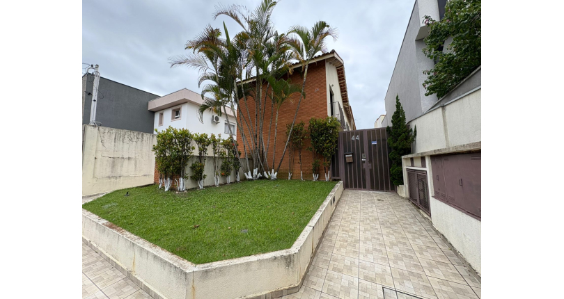 Sobrado à venda Rua União Federativa, 44, City Recanto Anastácio - Imóveis à Venda