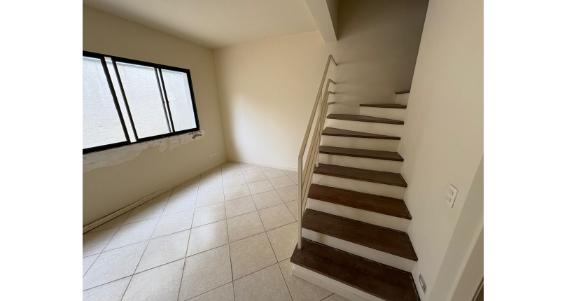 Sobrado à venda Rua União Federativa, 44, City Recanto Anastácio - Imóveis à Venda