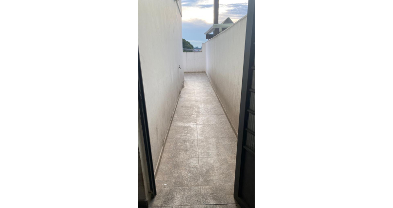 Sobrado à venda Rua Monsenhor Castro Nery, Parque Maria Domitila - Imóveis à Venda