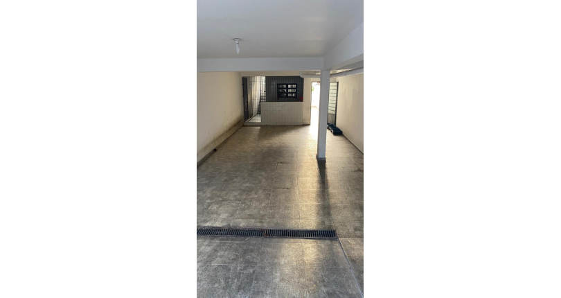 Sobrado à venda Rua Monsenhor Castro Nery, Parque Maria Domitila - Imóveis à Venda